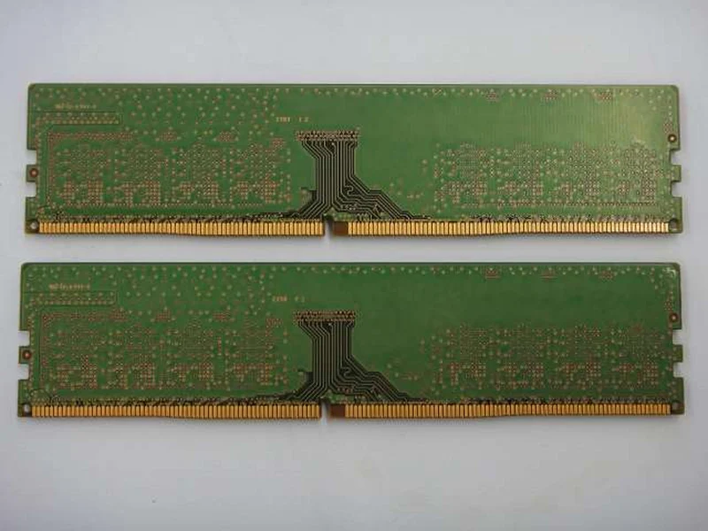 Mémoire SAMSUNG DDR4 PC4-3200 16 Go × 2 (lot de 2) M378A2G43BB3-CWE