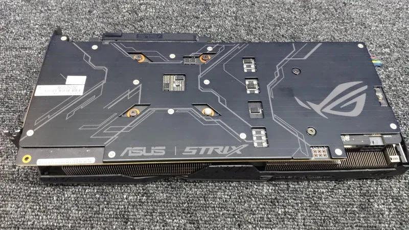 [À DÉCHETER] Carte graphique ASUS : S-Chi RX-GTX-1060-06G-GAMING