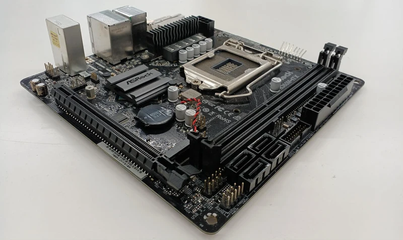 Carte mère ASROCK/INTEL B360M-ITX