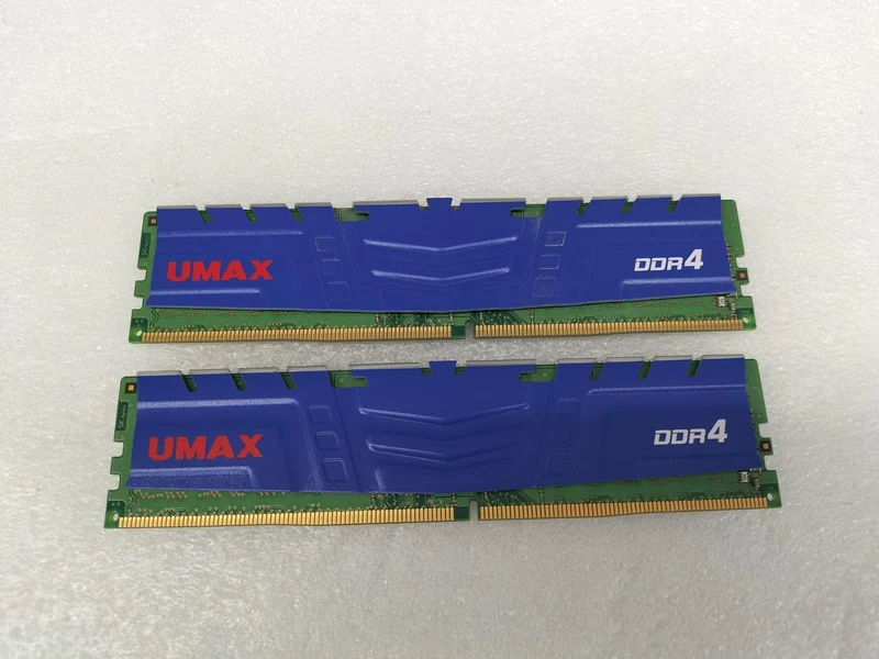 Mémoire UMAX pour PC de bureau : 32 Go (2 × 16 Go) DCDDR4-2133