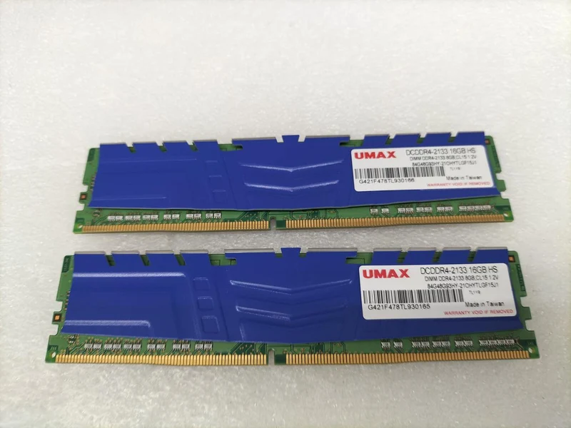 Mémoire UMAX pour PC de bureau : 32 Go (2 × 16 Go) DCDDR4-2133