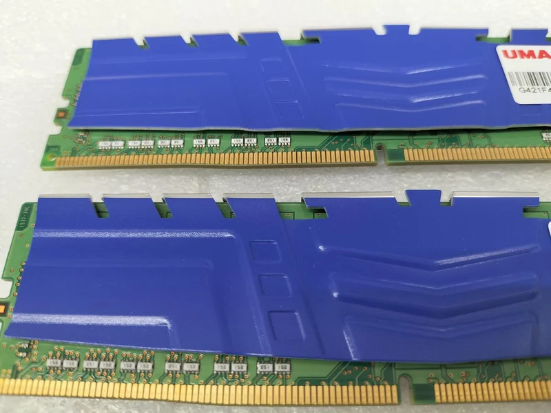 Mémoire UMAX pour PC de bureau : 32 Go (2 × 16 Go) DCDDR4-2133