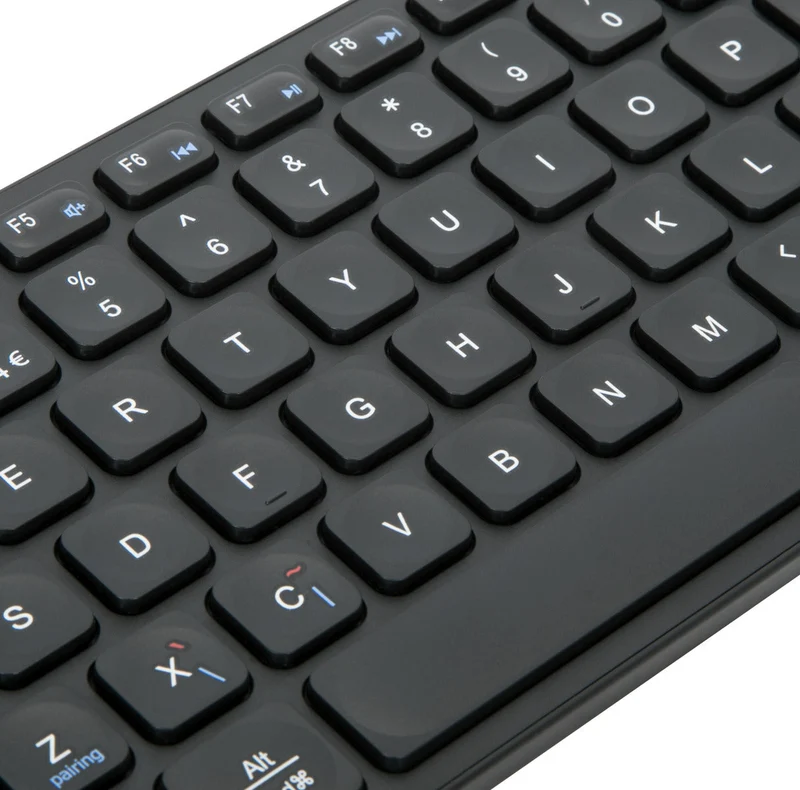 Clavier compact multiAppareils Bluetooth® antimicrobien (UK)