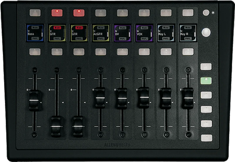Contrôleurs - 8 faders motorisés pour dLive