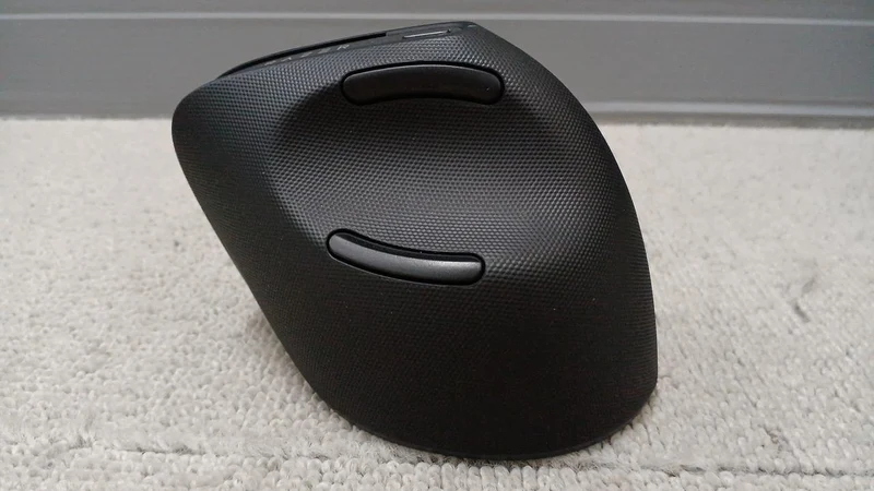 Souris sans fil RAZER PRO CLICK V2 (RZ01-05250100-R3A)