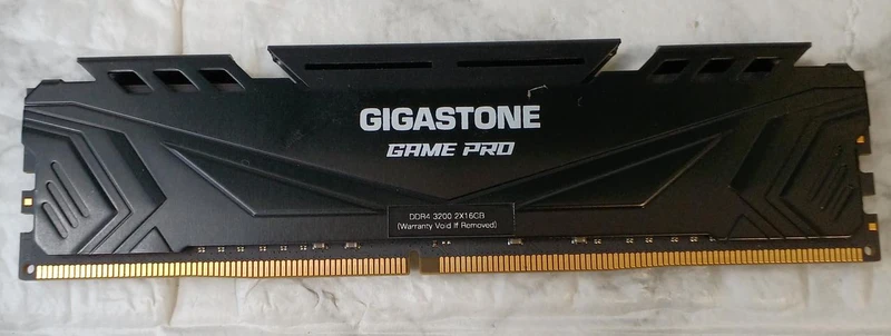 Mémoire GIGASTONE : DDR4 16 Go × 2