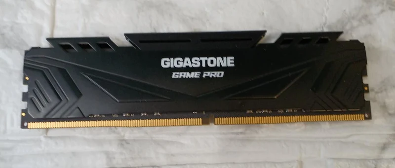 Mémoire GIGASTONE : DDR4 16 Go × 2
