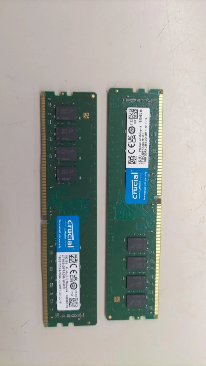 Mémoire CRUCIAL DDR4 MTA16ATF2G64AZ-3G2J1