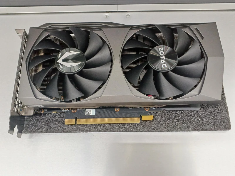 Carte graphique ZOTAC : Gaming RTX 3050 TwinEdge 8 Go
