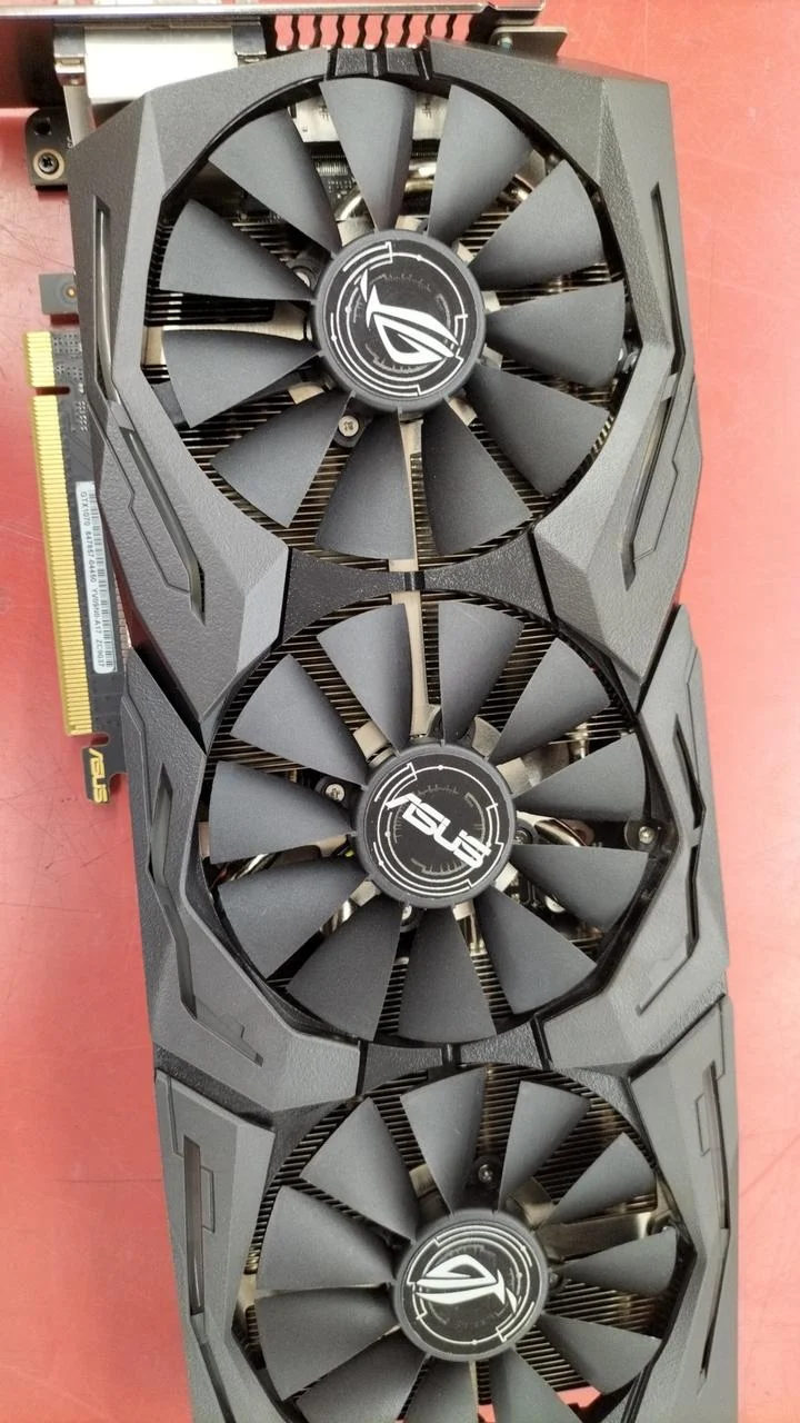 Carte graphique ASUS : STRIX GEFORCE GTX 1070-08G
