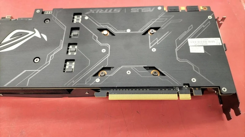 Carte graphique ASUS : STRIX GEFORCE GTX 1070-08G