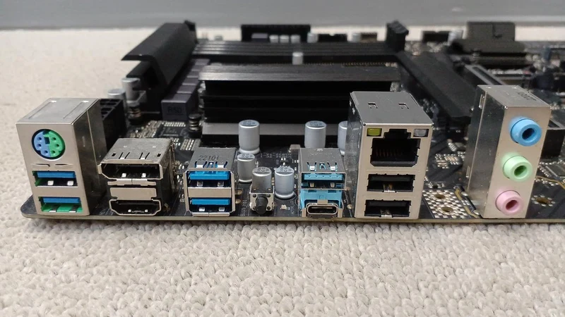 Carte mère ASROCK H670 PG RIPTIDE