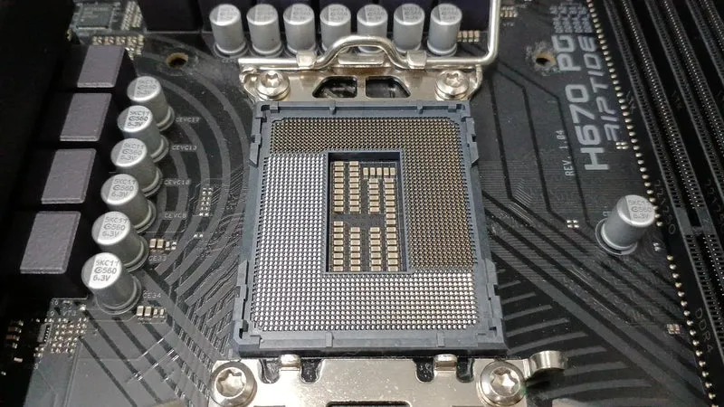 Carte mère ASROCK H670 PG RIPTIDE