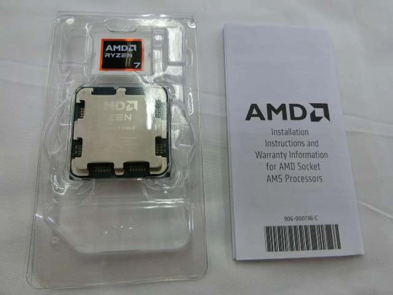 AMD Ryzen 7 9700X Processeur AMD Ryzen 7 9700X