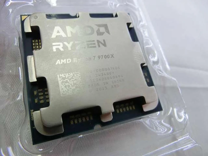 AMD Ryzen 7 9700X Processeur AMD Ryzen 7 9700X