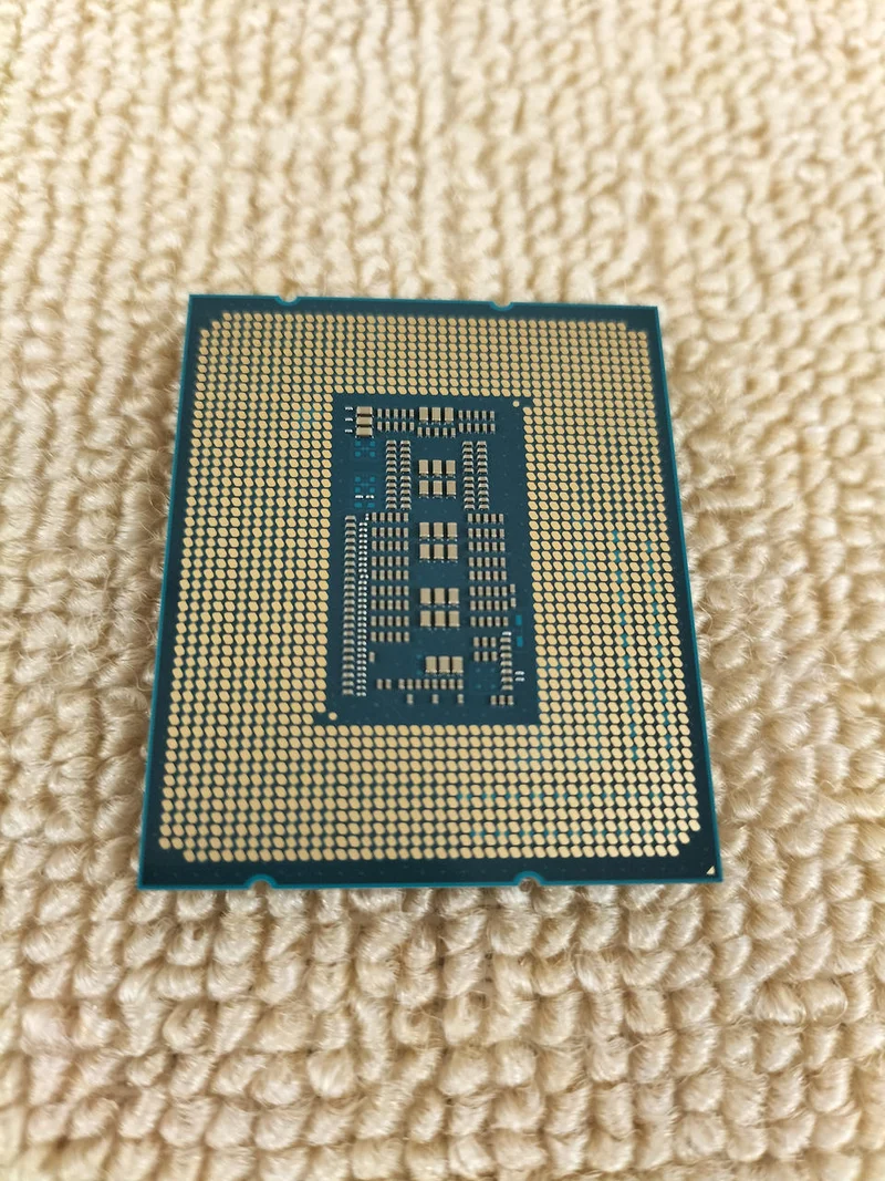 Processeur Intel Core i7-13700F