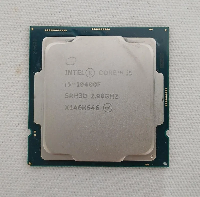 [À DÉCHETER] Processeur Intel SRH3D