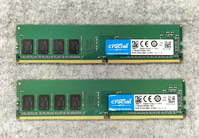 Crucial CT8G4DFS8266 8 Go x2 16 Go CT8G4DFS8266