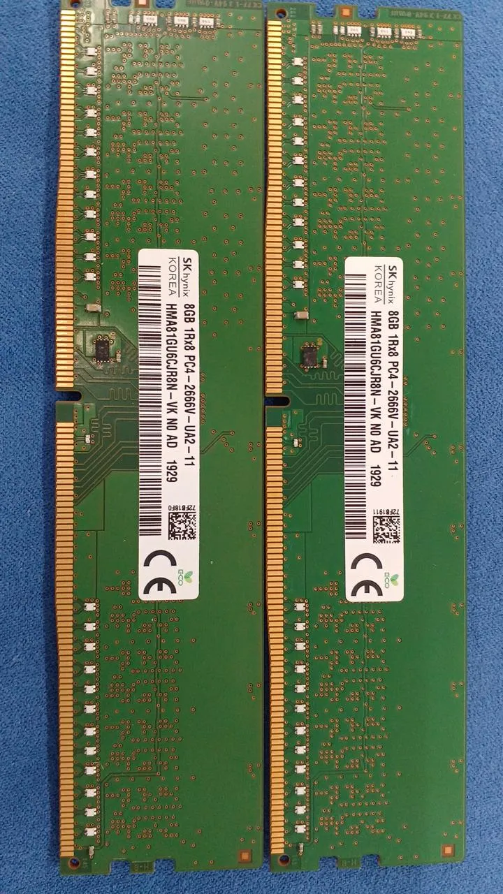 Mémoire SK HYNIX (2 barrettes de 8 Go) HMA81GU6CJR8N-VK