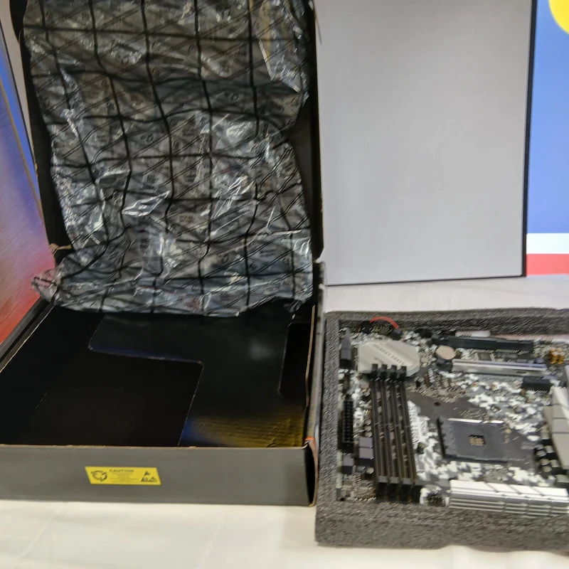 [À NE PAS UTILISER] Carte mère ASROCK B450M STEEL LEGEND