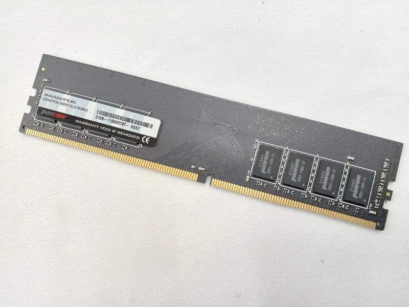 Mémoire PANRAM DDR4 16 Go W4U3200PS-8G