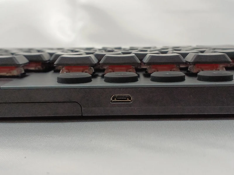 Clavier de jeu LOGICOOL G913-TKL-LNBK