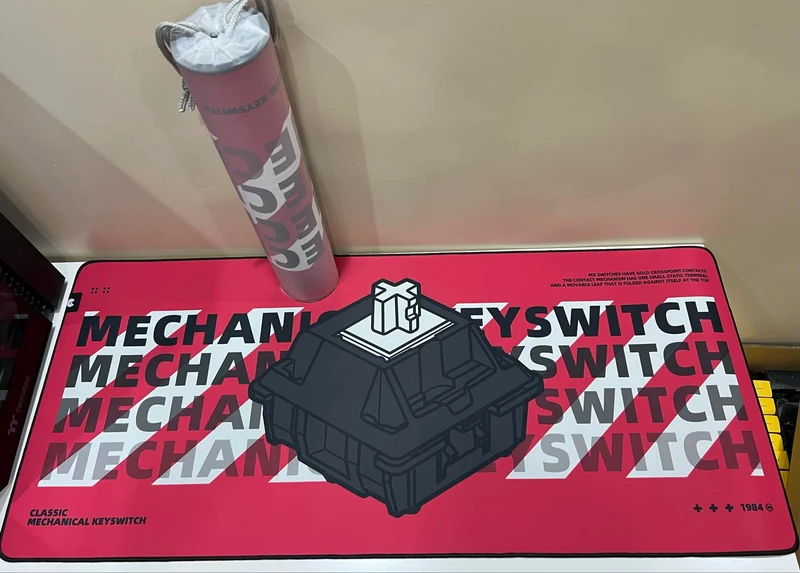 KPrepublic Switch Theme Mousepad