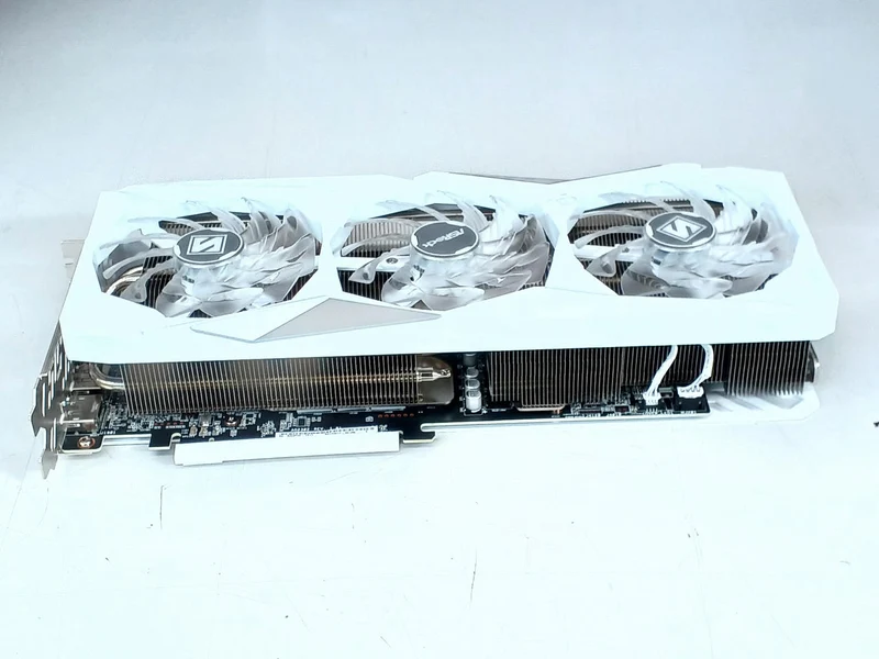 Carte graphique ASROCK RX7700XT SL 12 Go