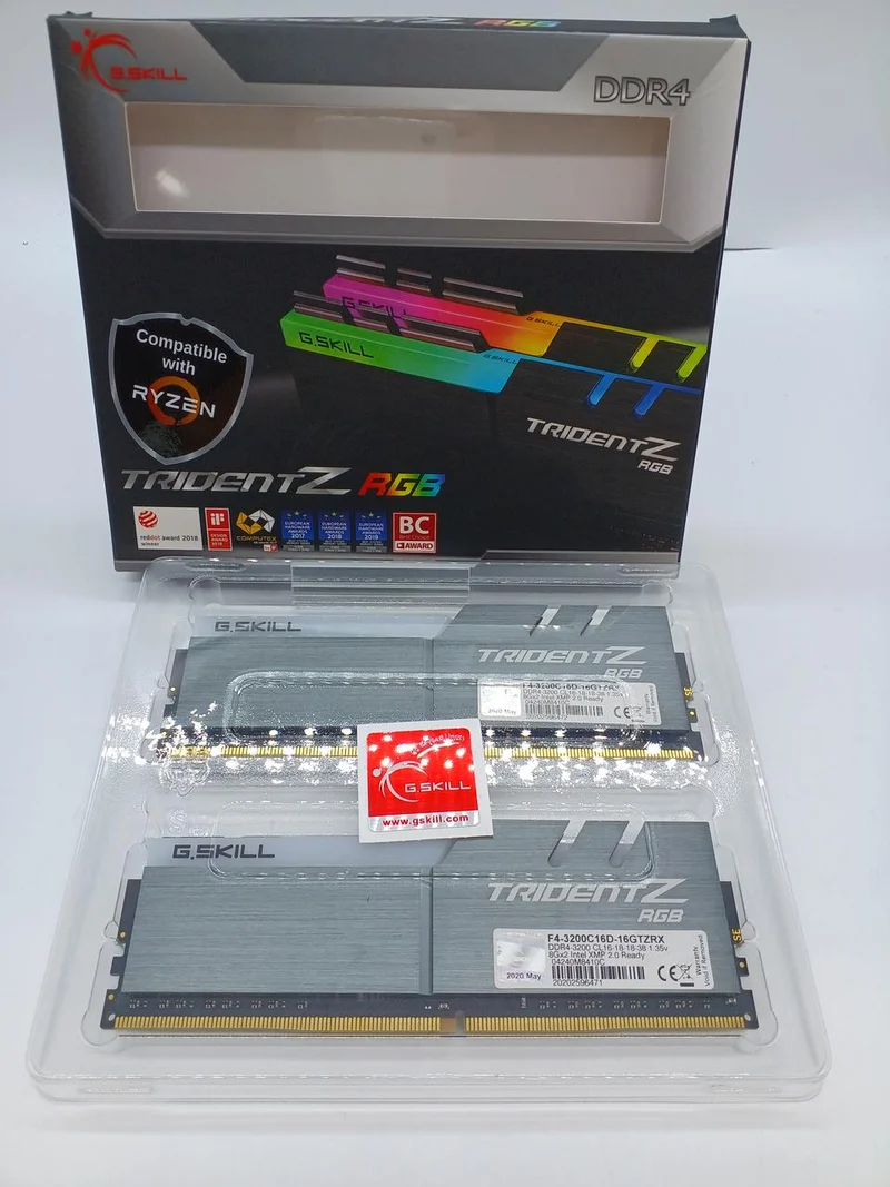 Mémoire G.SKILL DDR4 8 Go × 2 (Pack F4-3200C16D-16GTZRX)