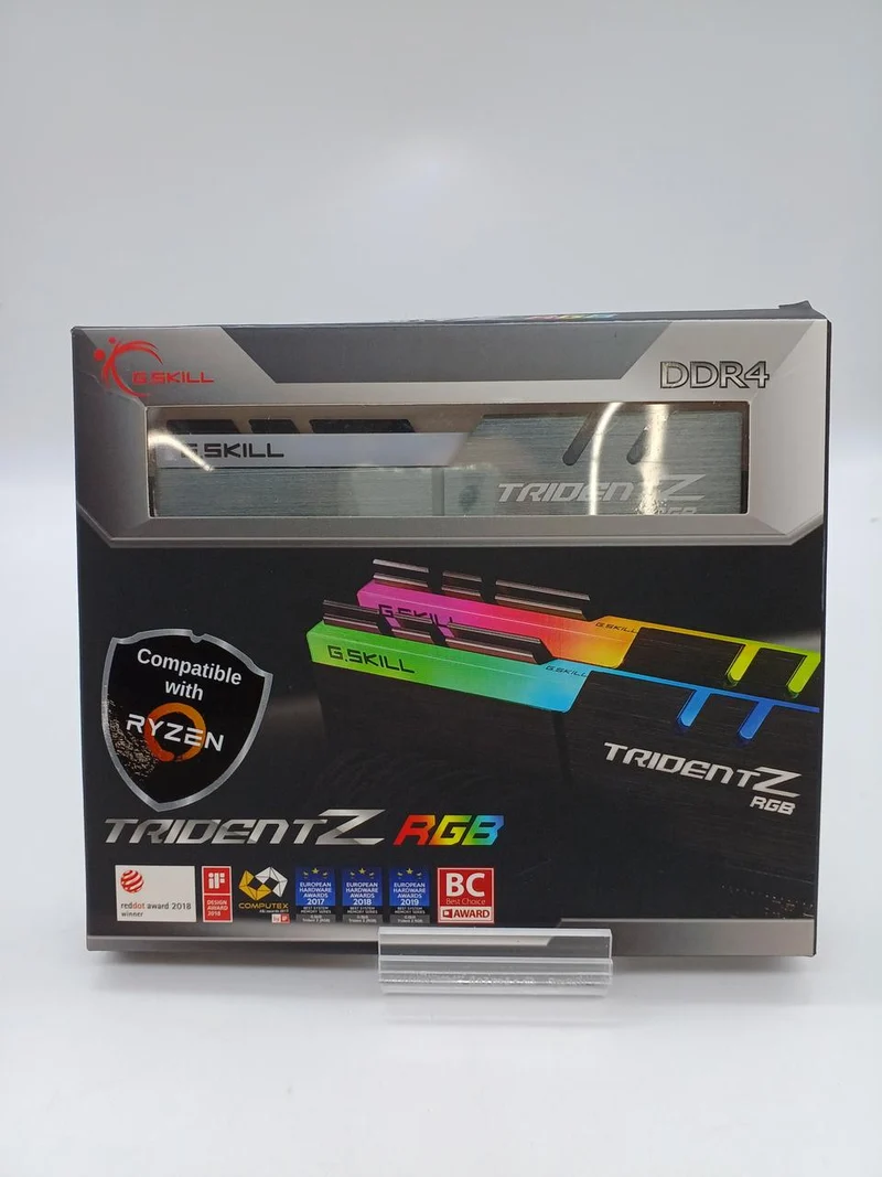 Mémoire G.SKILL DDR4 8 Go × 2 (Pack F4-3200C16D-16GTZRX)
