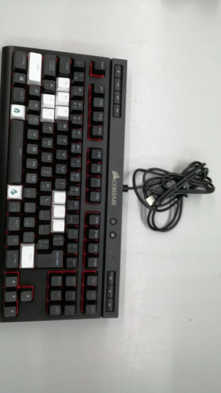 Clavier de jeu CORSAIR RGB0037