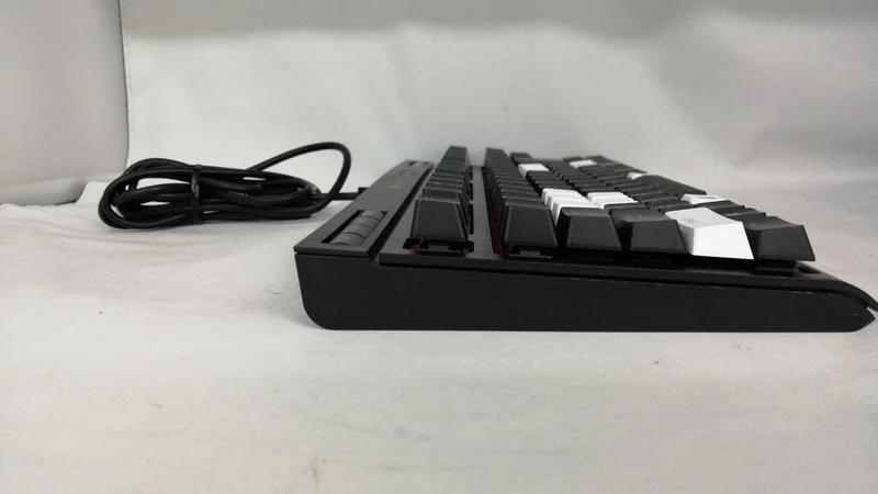 Clavier de jeu CORSAIR RGB0037