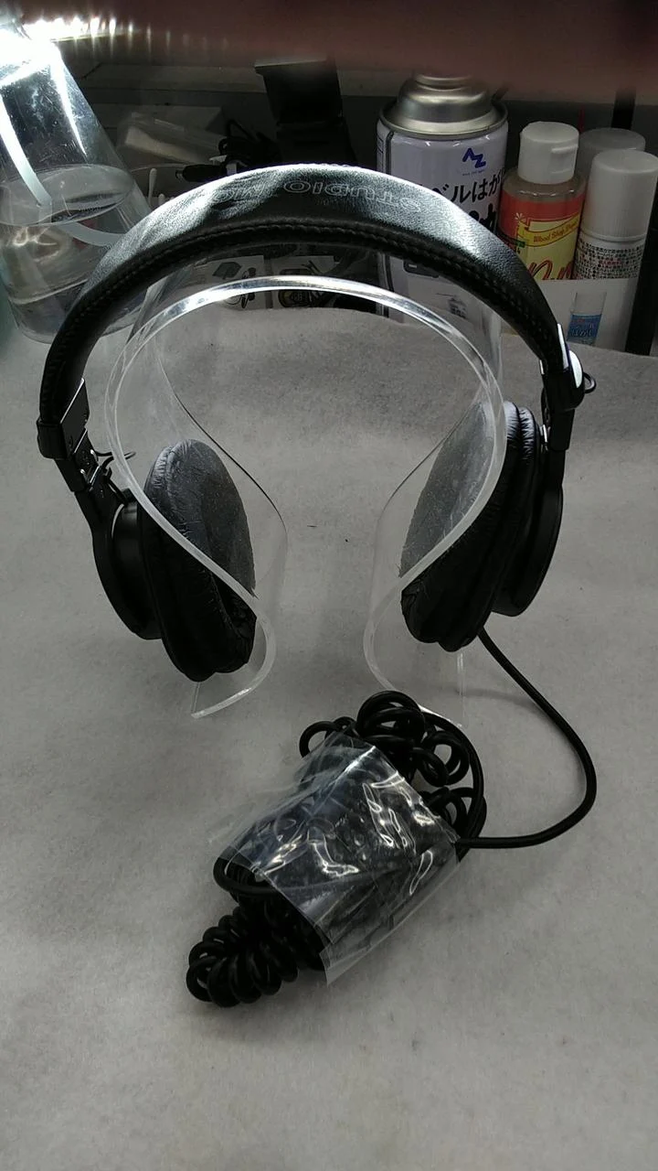Casque audio SONY Monitor MDR-7506 (coussinets d'oreille détériorés)