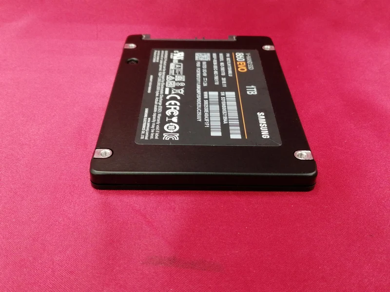 SSD SAMSUNG 860 EVO 1 To