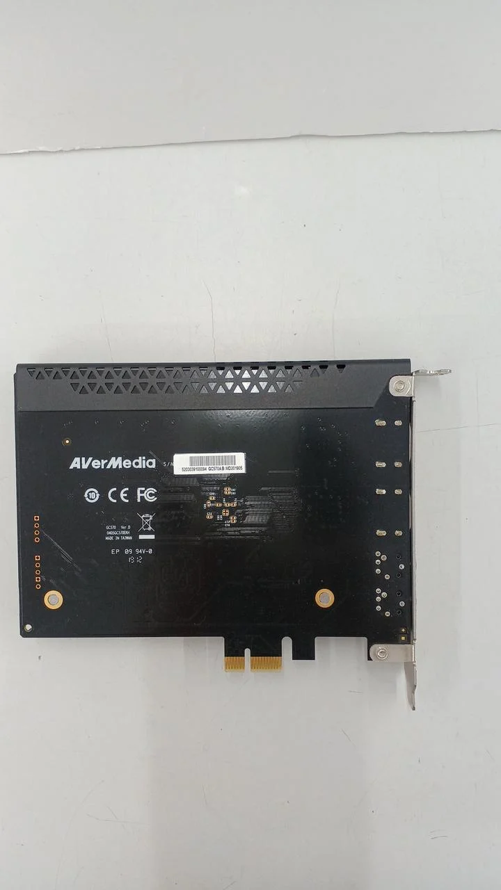Carte d'acquisition AVERMEDIA C988