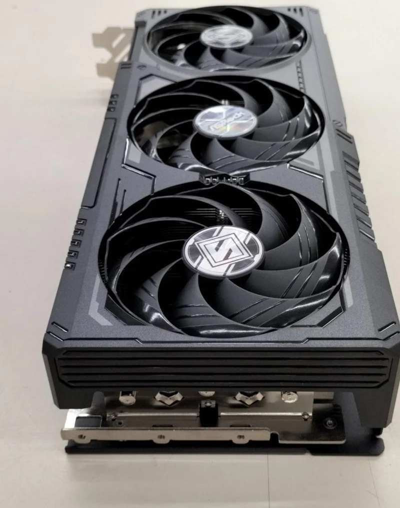 Carte graphique ASROCK RX9070XT SLD 16G