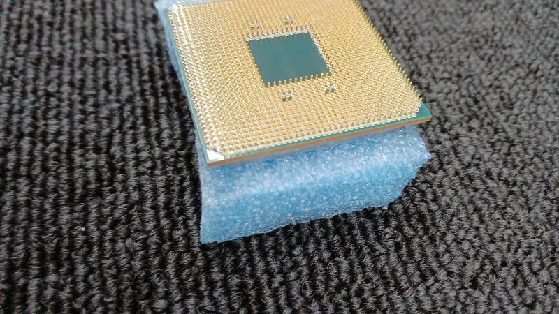 Processeur AMD Ryzen 7 5700X