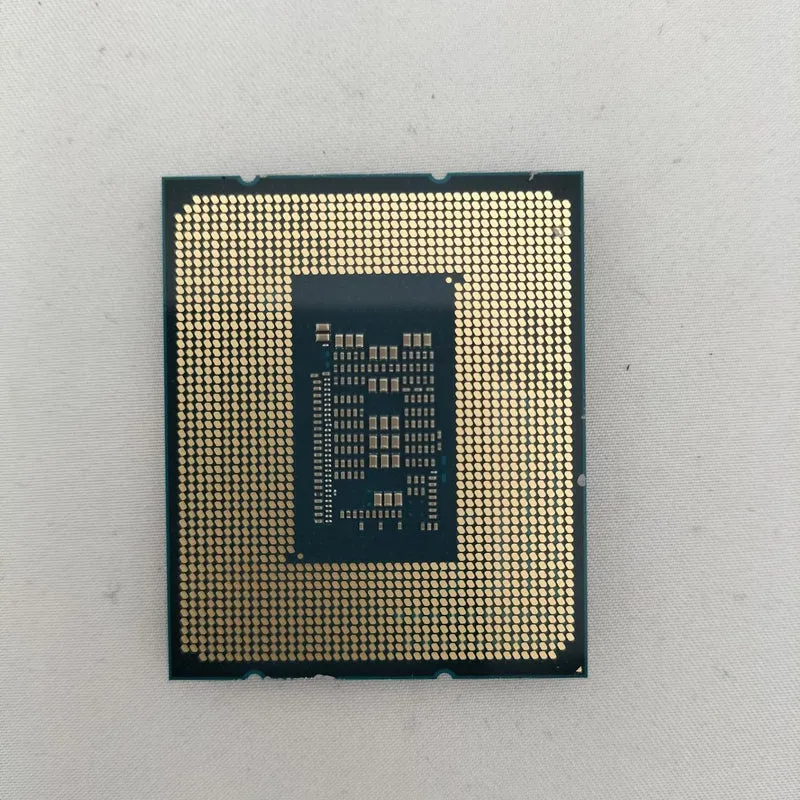 Processeur Intel Core i3-12100F