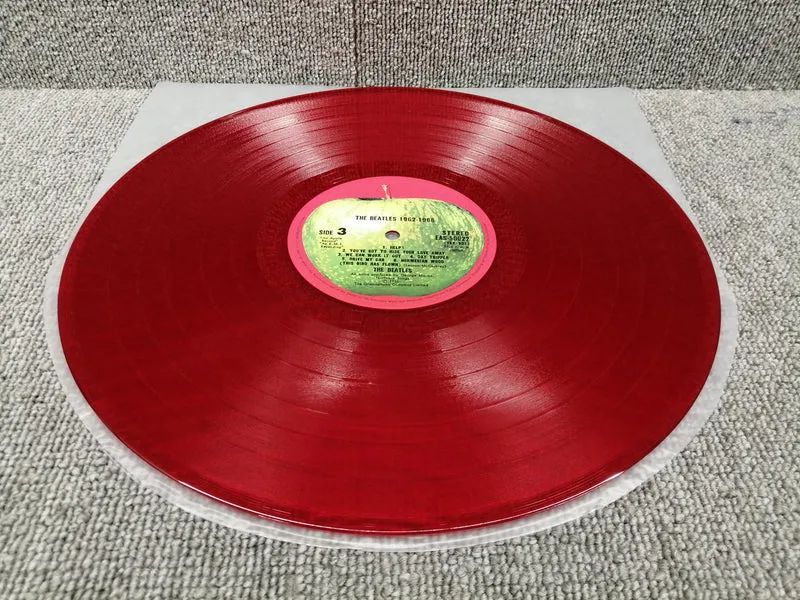Disque vinyle analogique Toshiba THE BEATLES / 1962-1966