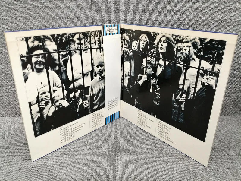 Disque vinyle analogique Toshiba THE BEATLES / 1967-1970