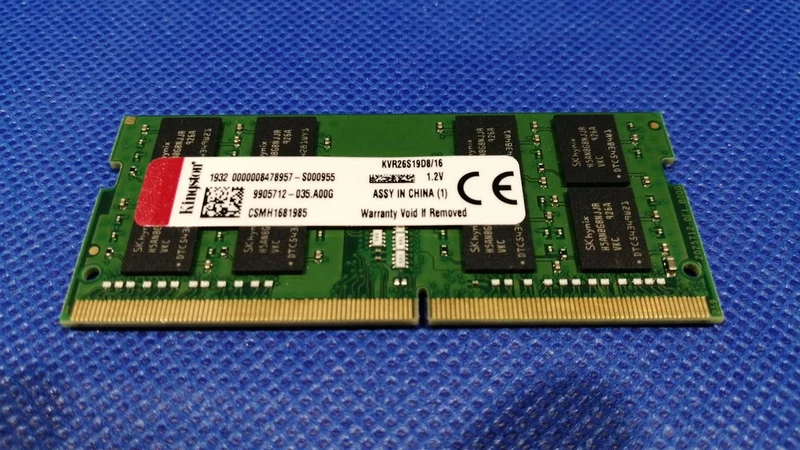 Mémoire KINGSTON DDR4 KVR26S19D8/16
