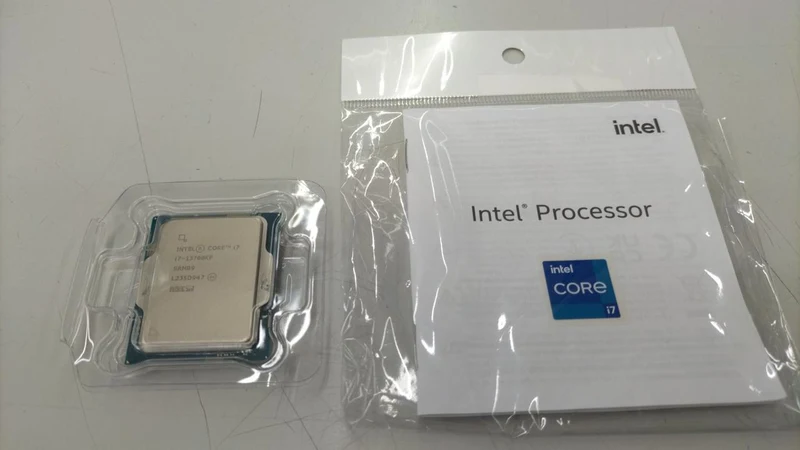 Processeur Intel i7-13700KF