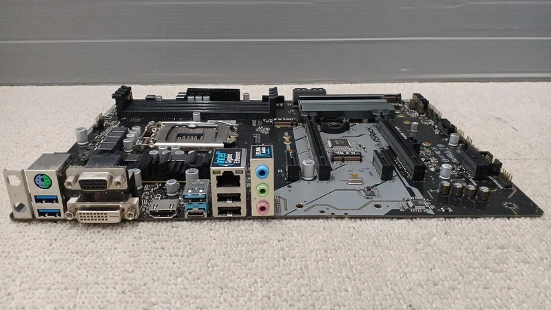 Carte mère ASROCK : Z39 PRO4