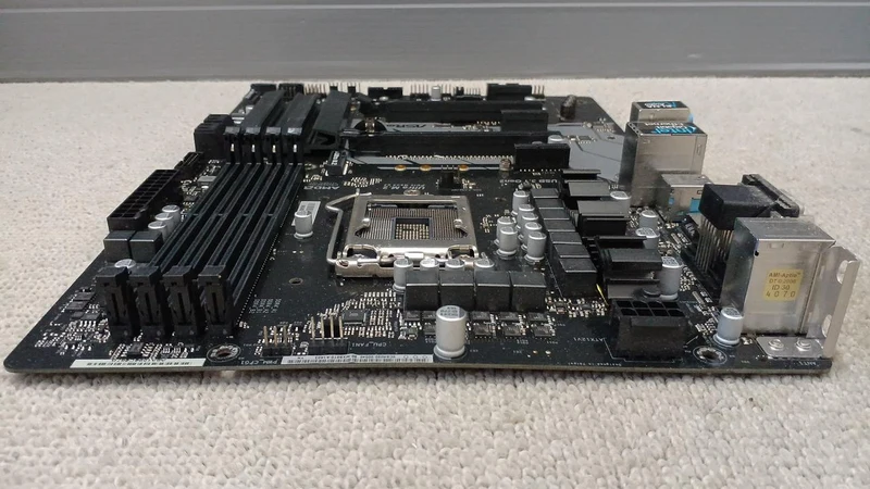 Carte mère ASROCK : Z39 PRO4