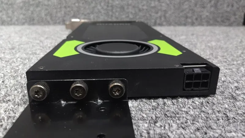 Carte graphique NVIDIA : P4000