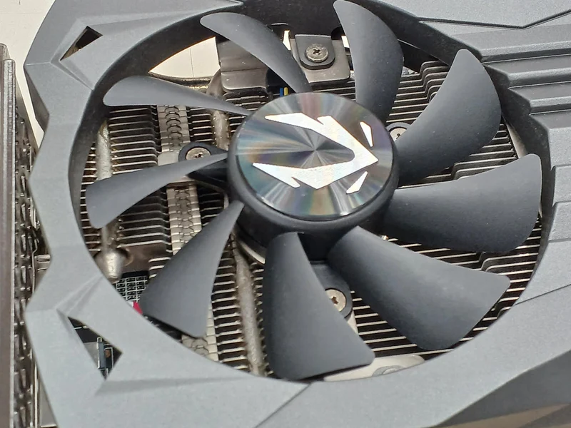 Carte graphique ZOTAC ZT-T20710E-10M
