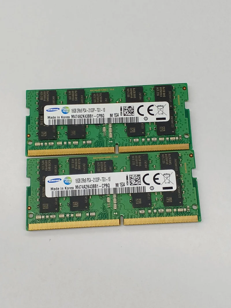 SAMSUNG Pour serveurs (PC4-17000) 16 Go, 2 barrettes M474A2K43BB1-CPBQ
