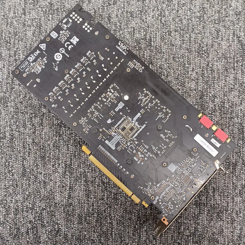 Carte graphique MSI : GTX 1070 ARMOR OC