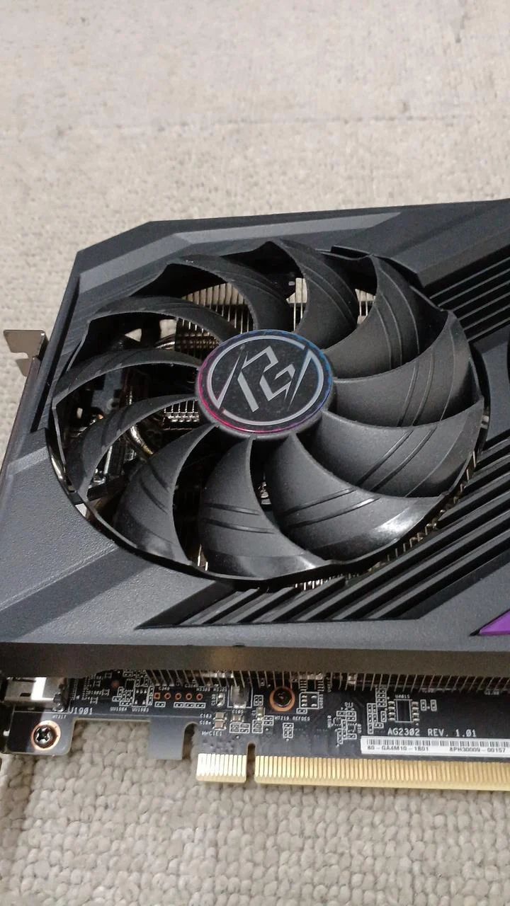 Carte graphique ASROCK RX7800XT PG 16 Go