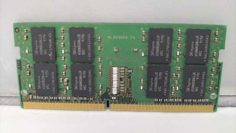 Mémoire SK HYNIX DDR4 HMA82GS6JJR8N-VK
